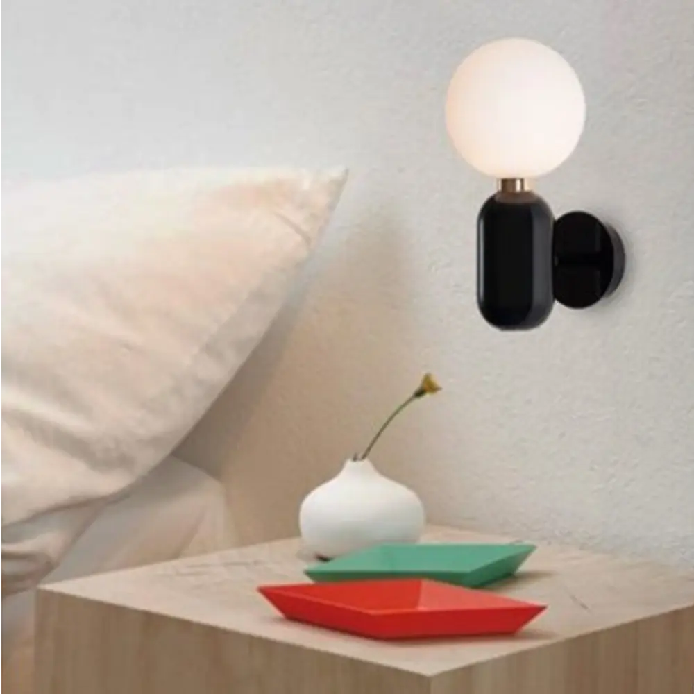 Aurene Flow Wall Light in Gold or Black, Minimal Glow