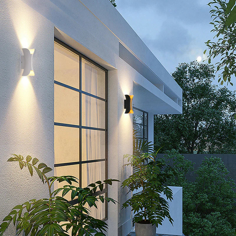 MarisLux | Modern Weatherproof Outdoor LED Wall Light