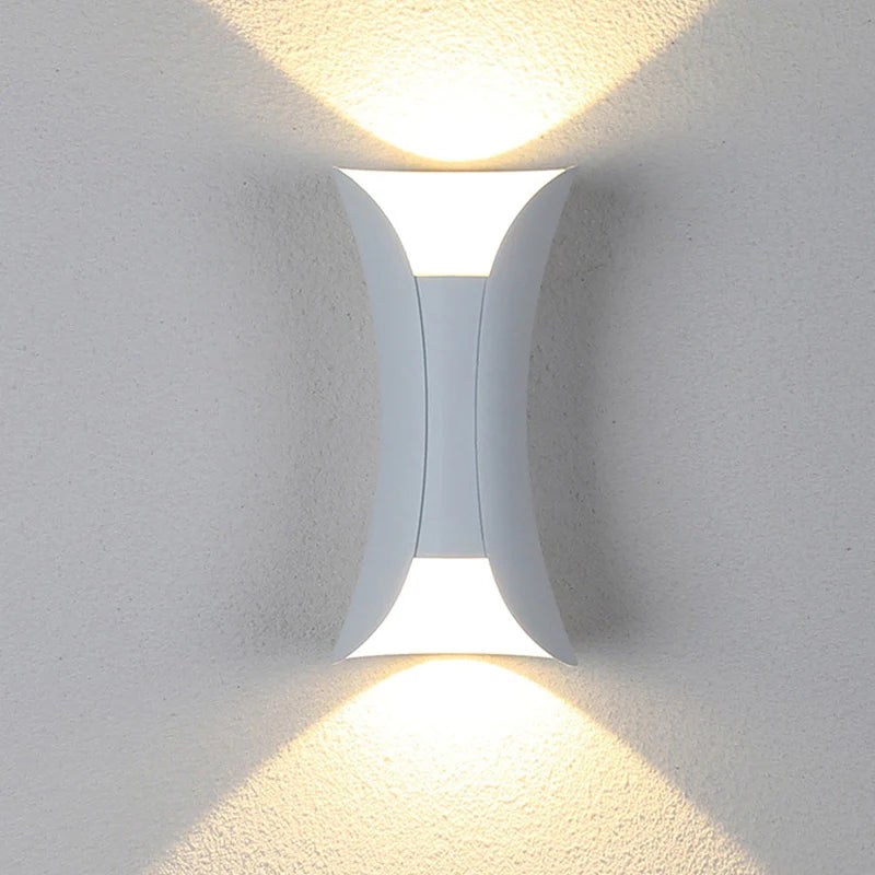 MarisLux | Modern Weatherproof Outdoor LED Wall Light