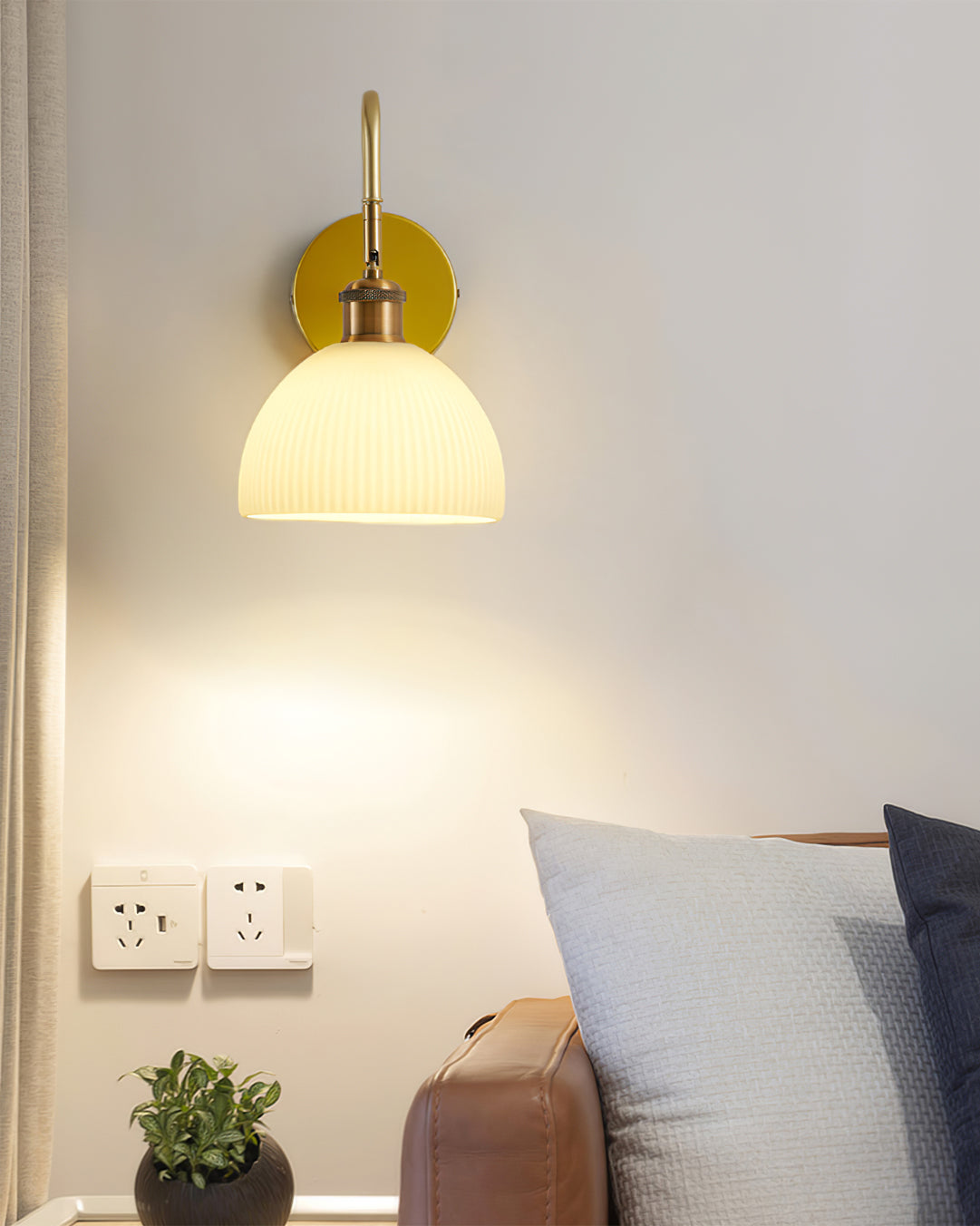 AldenRay Classic Gold Wall Sconce For Living Room And Study