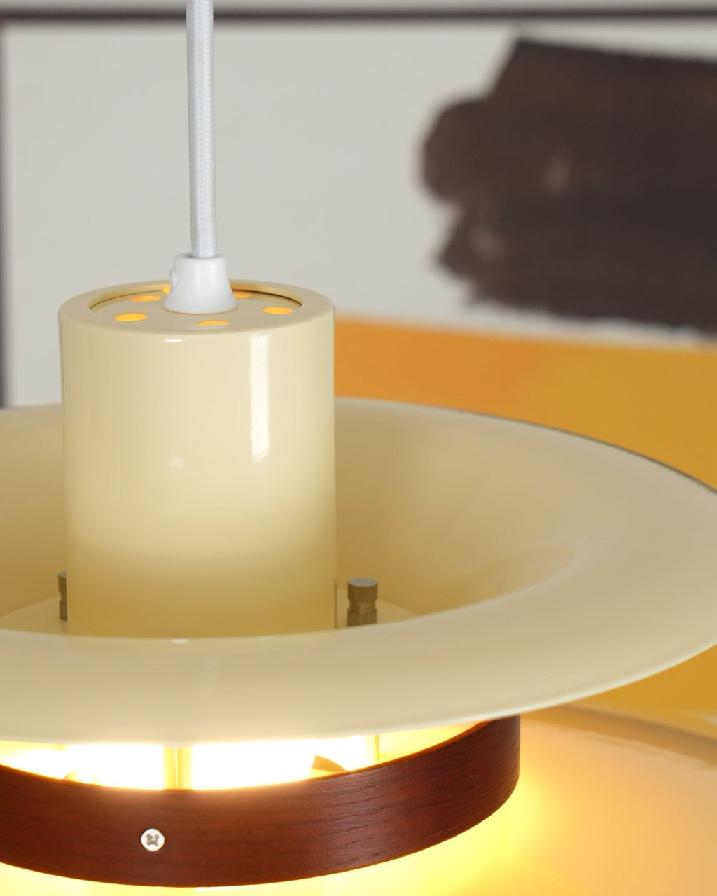 Aurelis Suspended Pendant Lamp With Warm Ambient Glow