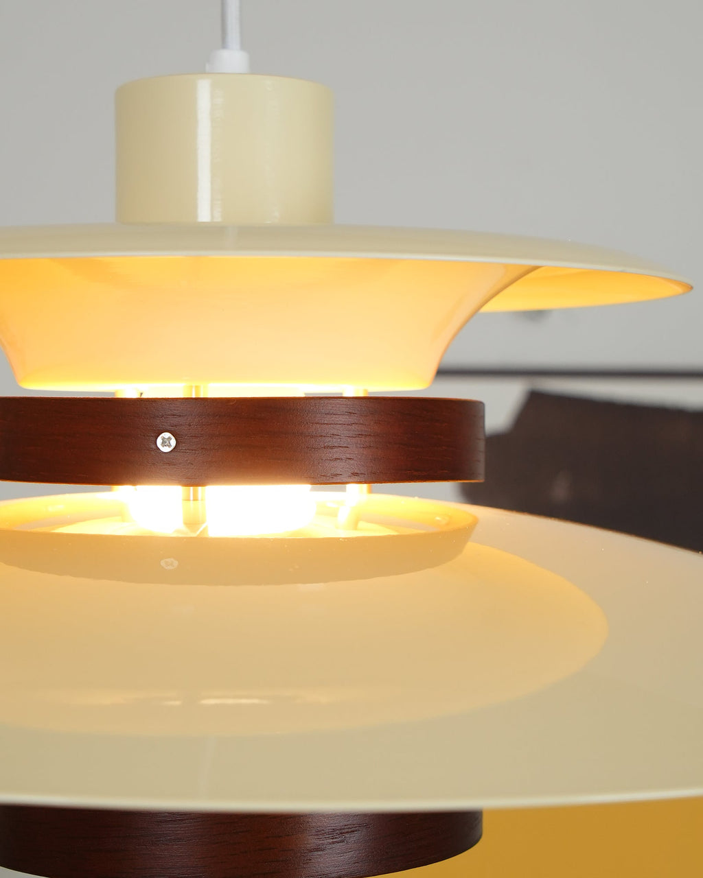 Aurelis Suspended Pendant Lamp With Warm Ambient Glow