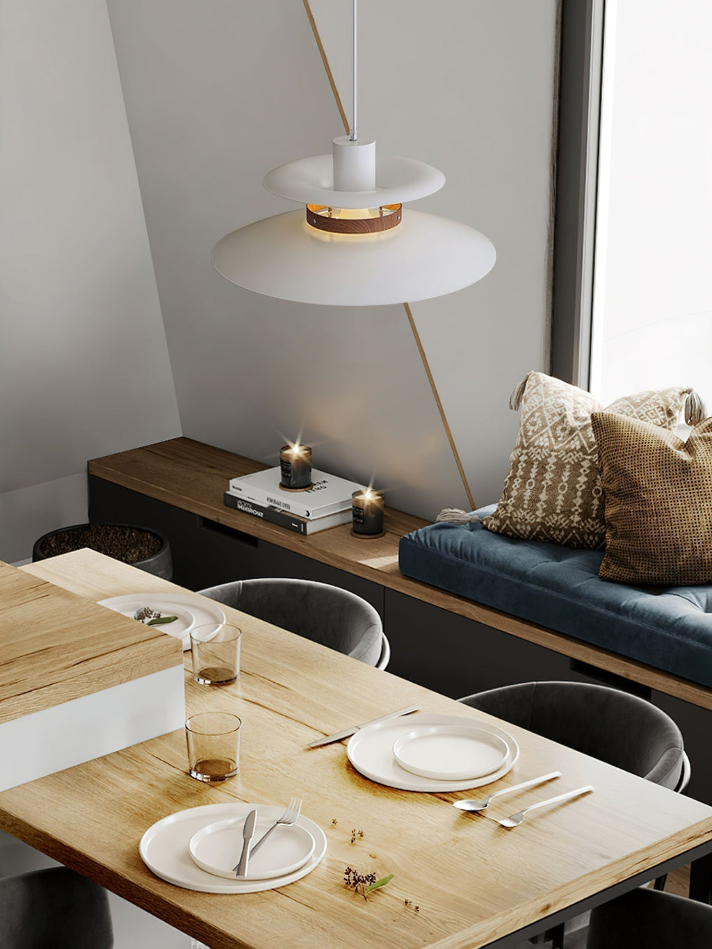 Aurelis Suspended Pendant Lamp With Warm Ambient Glow